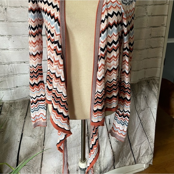 LasCana Venus- Top-Wrap/ Soft knit /long sleeved/ patterned/ tie at waist/ - Picture 6 of 9